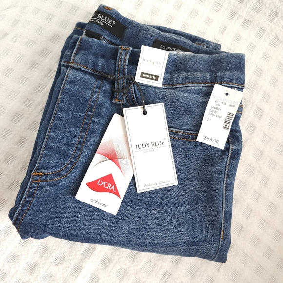 Judy Blue Mid Rise Ripped Pull On Boyfriend Jean - Picture 4 of 12